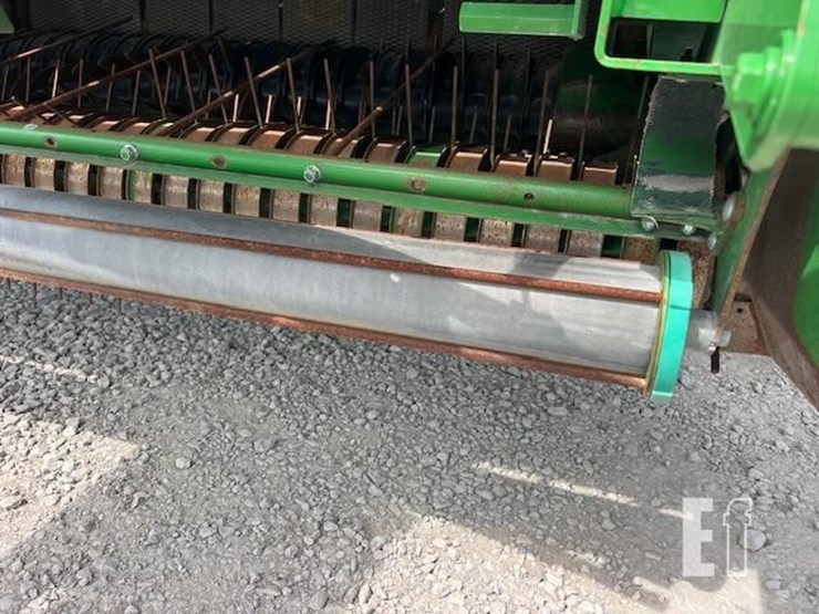 john-deere-560m-image-7