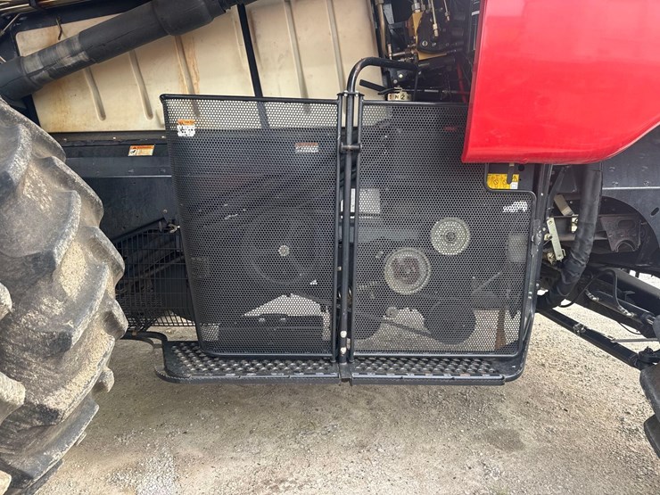 2004-case-ih-8010-image-22