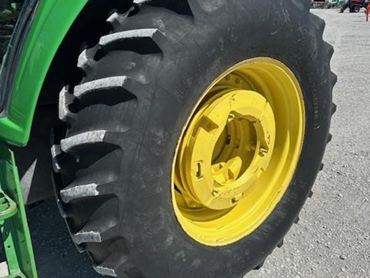 john-deere-6420-image-10