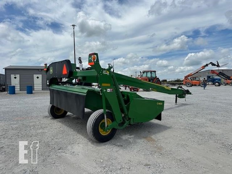 2022-john-deere-c400-image-5