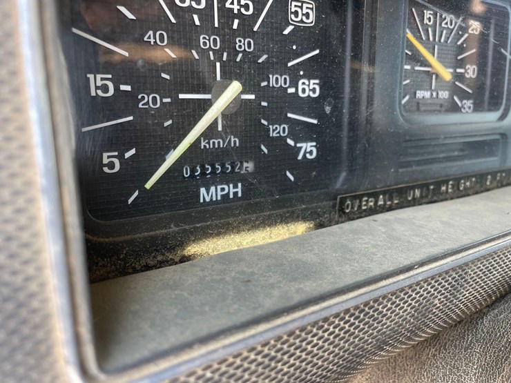 1993-ford-f700-image-44