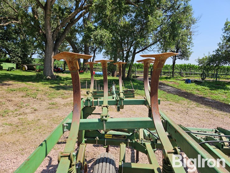 john-deere-1010-image-13