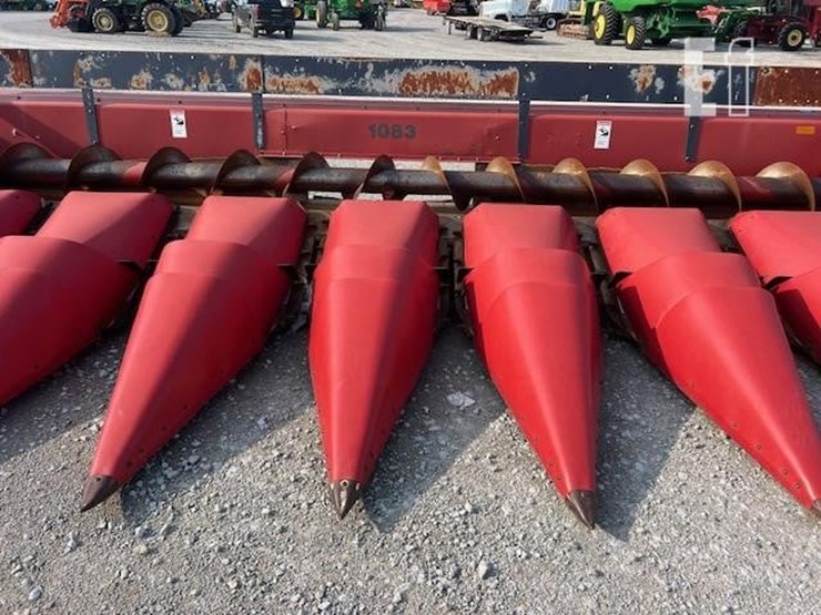 case-ih-1083-image-15
