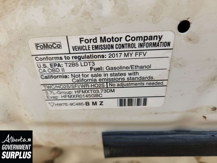 2017-ford-explorer-image-19