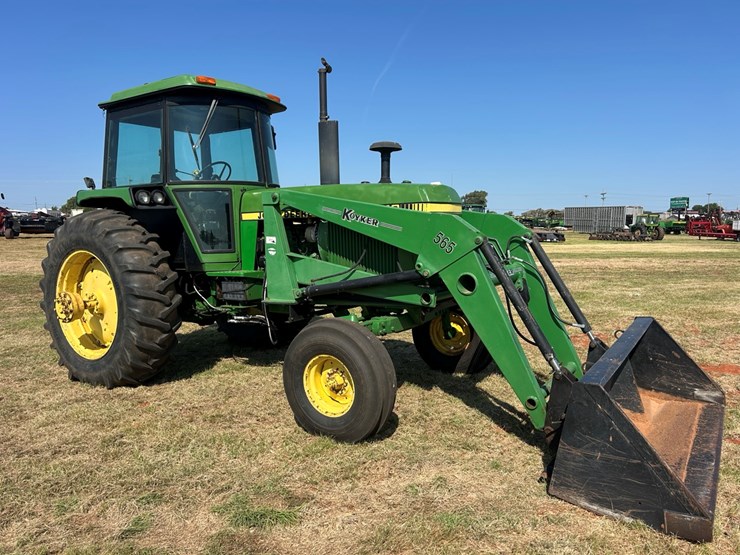 john-deere-4240-image-1