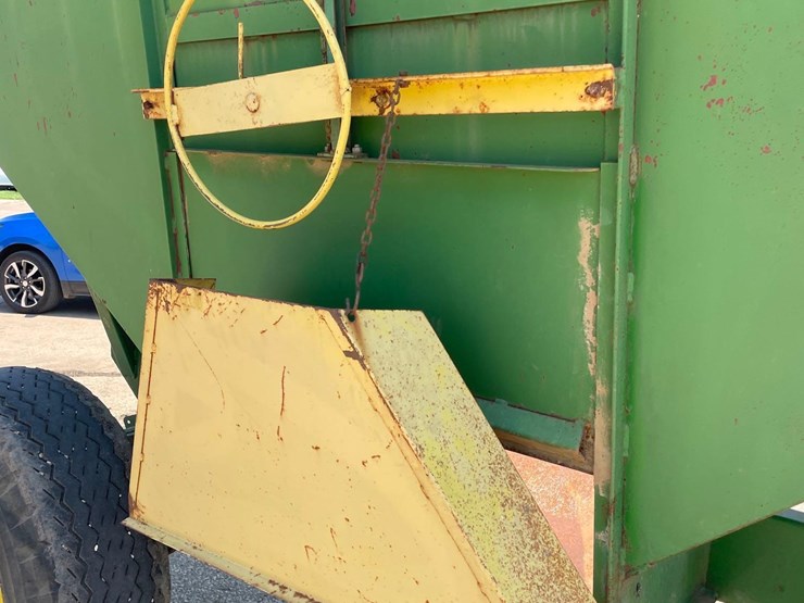 demco-325-image-8