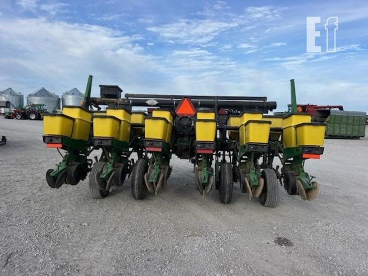 john-deere-1750-image-5