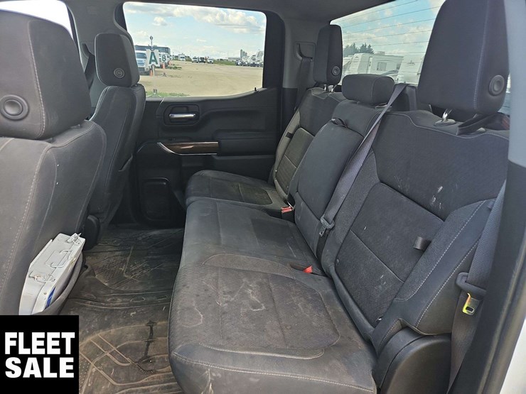 2019-chevrolet-silverado-1500-image-15