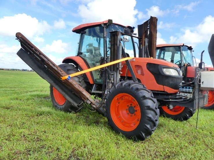 2014-kubota-m8560-image-2