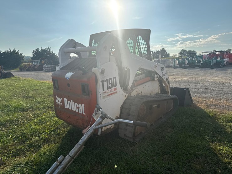 bobcat-t190-image-4