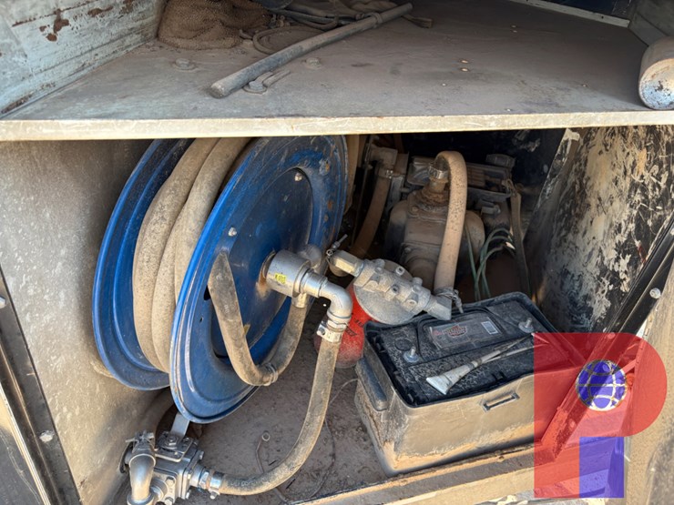 2012-ldj-t/a-bumper-pull-fuel-trailer-image-7