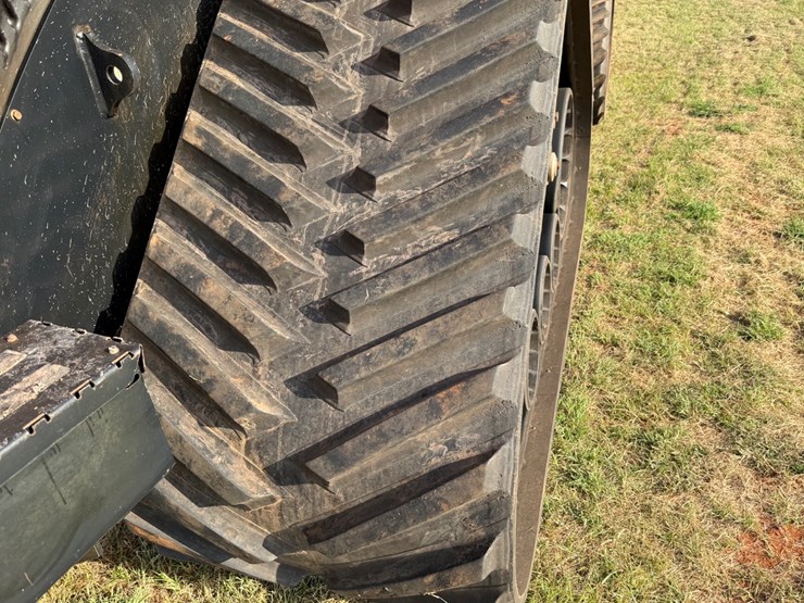 2023-case-ih-470-image-13