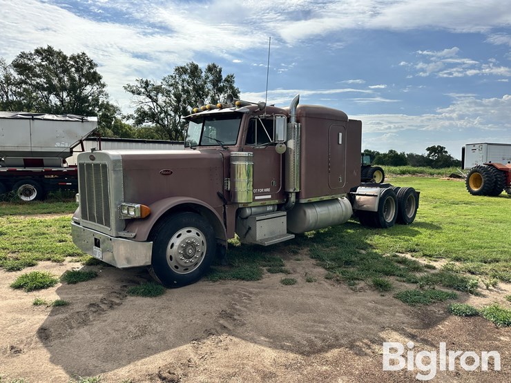 1989-peterbilt-379-image-1
