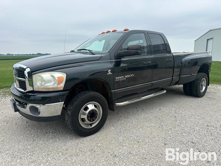 2006-dodge-ram-3500-image-1