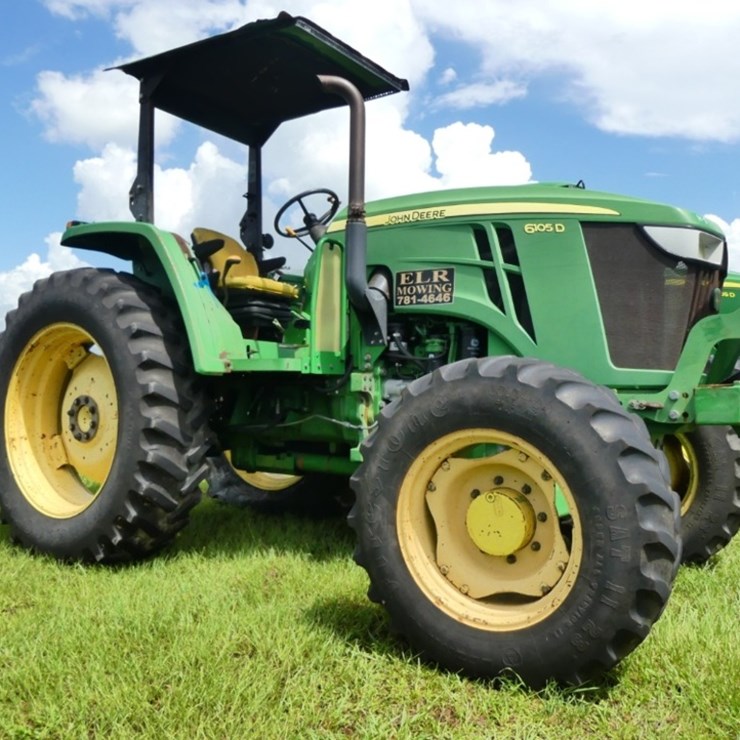2013 JOHN DEERE 6105D