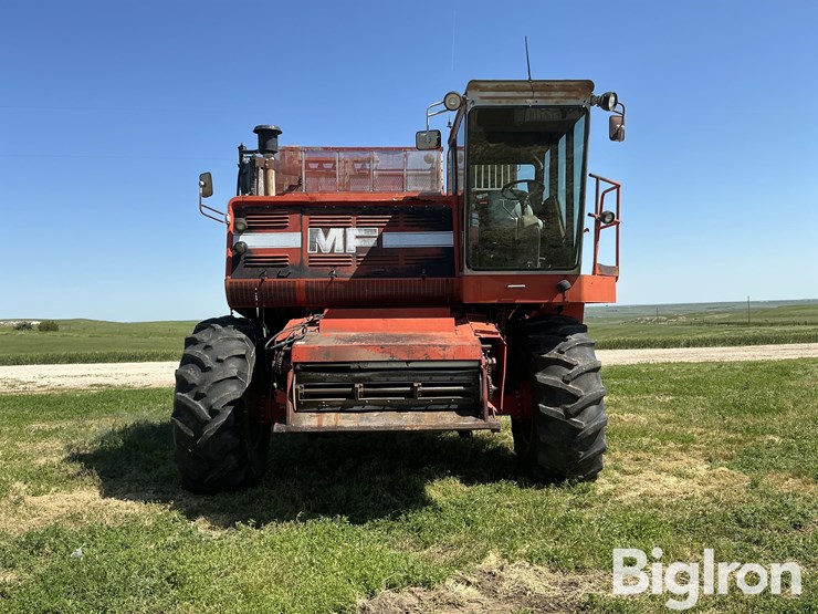 1983-massey-ferguson-860-image-2