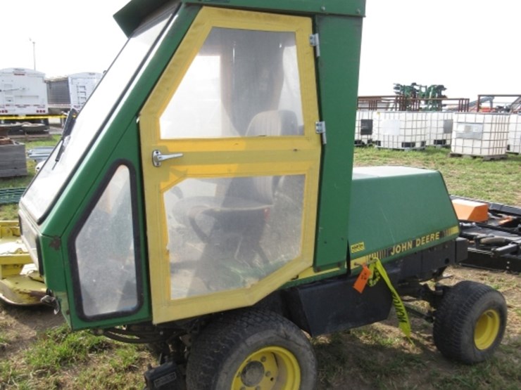 john-deere-f1145-image-1