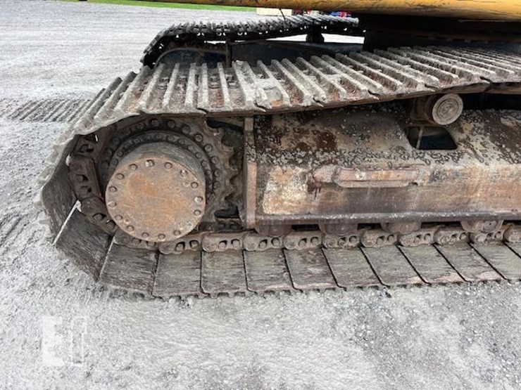 2014-deere-290g-lc-image-22