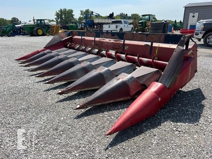 case-ih-1083-image-1