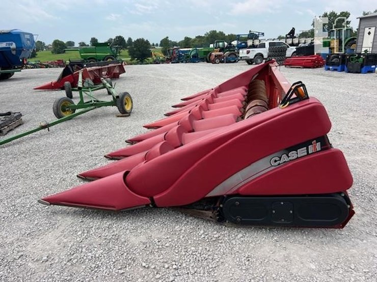 2010-case-ih-3208-image-2