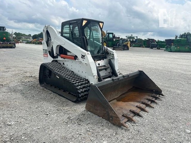 2008-bobcat-t300-image-7