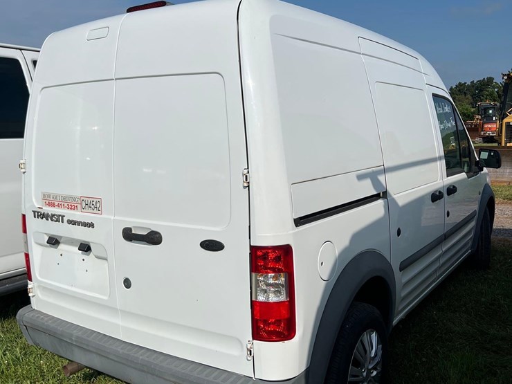 2011-ford-transit-connect-image-7