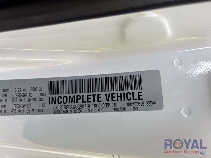 2018-ram-3500-reading-service-truck-with-liftgate-image-5