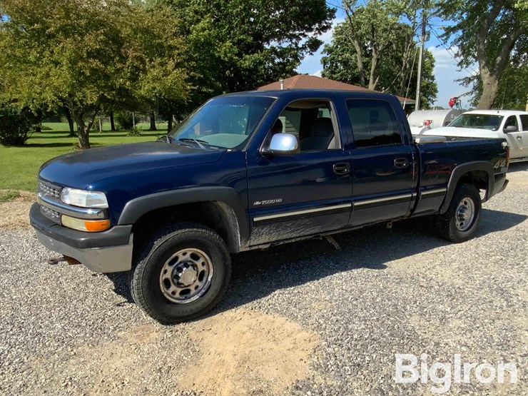 2001-chevrolet-silverado-image-1