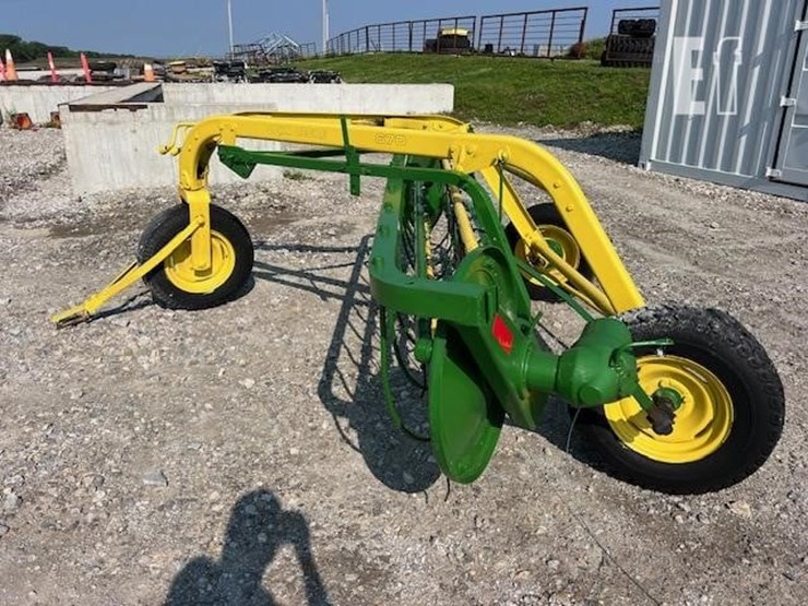 1975-john-deere-671-image-16