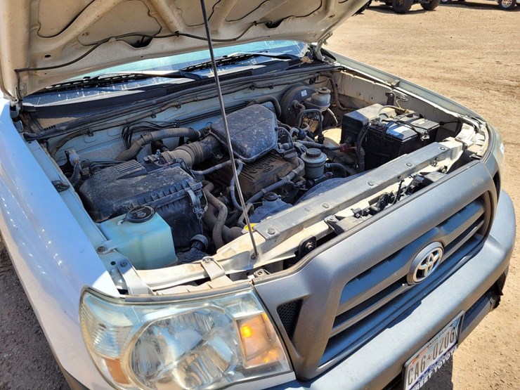 2009-toyota-tacoma-image-13