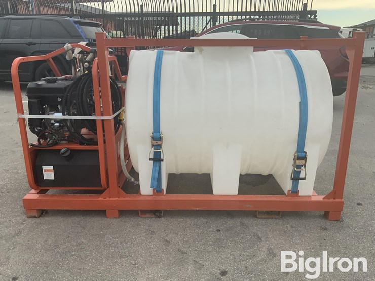2024-allmetal-4000-psi-hot-water-high-pressure-washer-w/200-gal-supply-tank-image-8