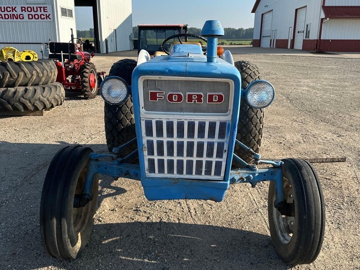 ford-3000-image-2