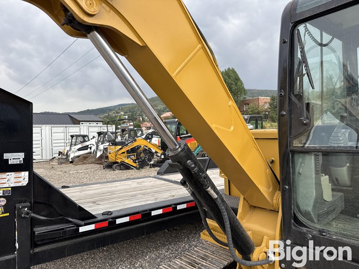 2014-caterpillar-305.5e-image-13