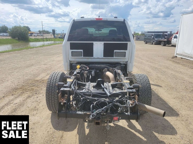 2020-ford-f350-image-21