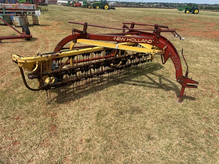 new-holland-258-image-1