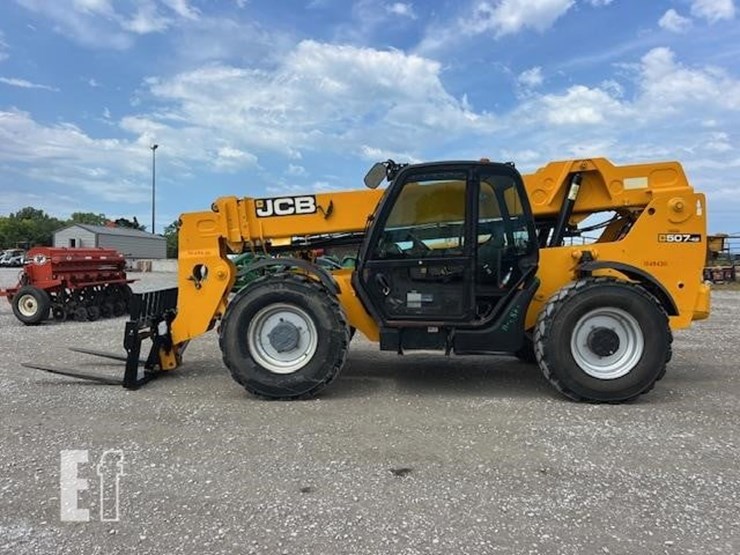 2015-jcb-507-42-image-3