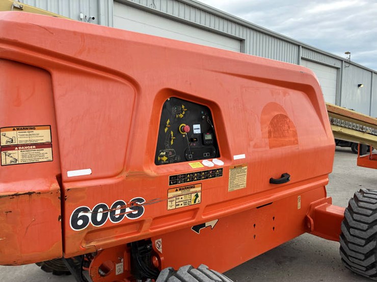 jlg-600s-image-29