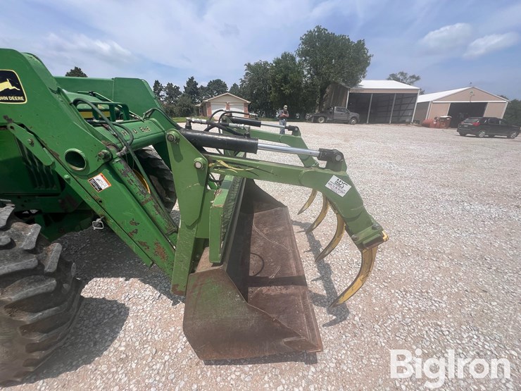 2000-john-deere-6410-image-17