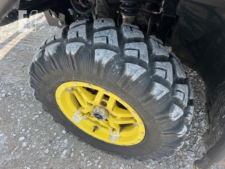 john-deere-gator-xuv-835r-image-10