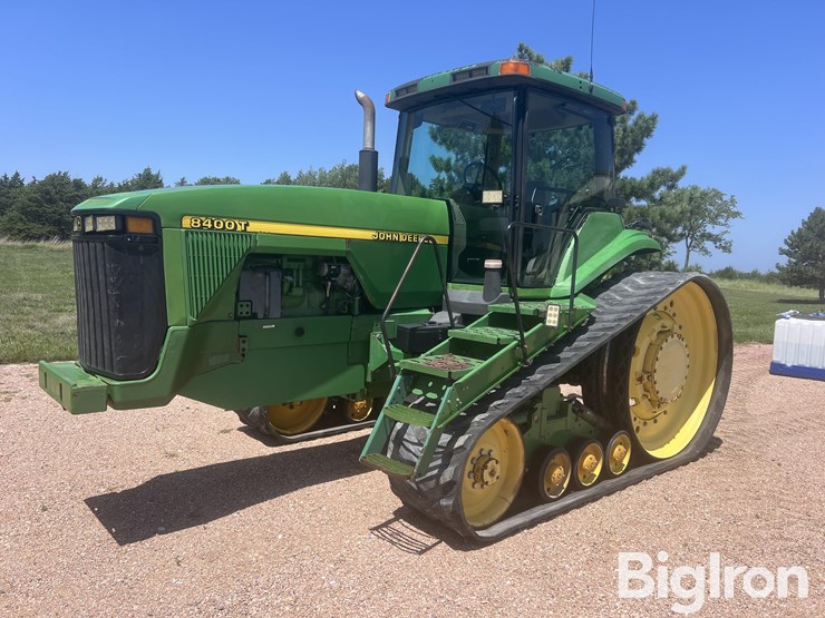 john-deere-8400t-image-1