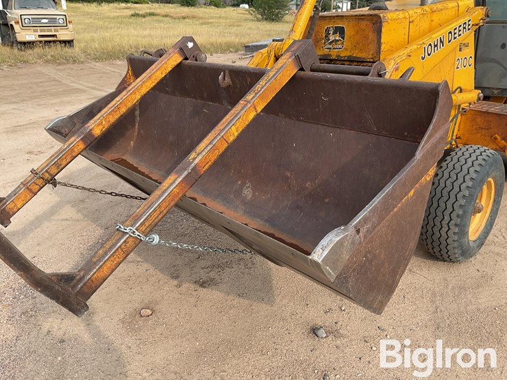 1990-deere-210c-image-9