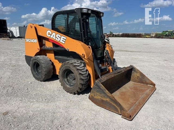 2022-case-sr240b-image-1
