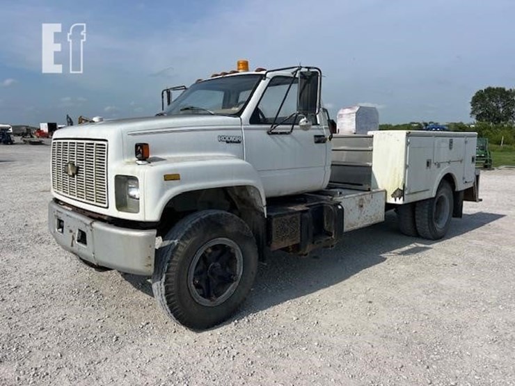 1990-chevrolet-kodiak-c7500-image-1