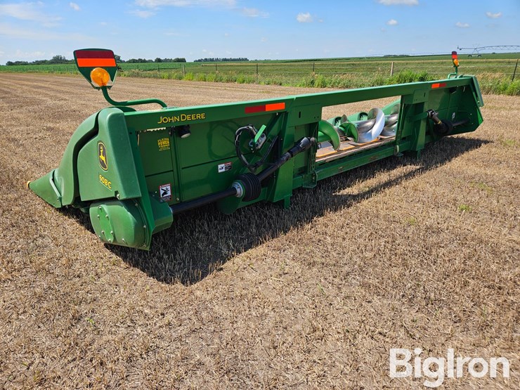2008-john-deere-608c-image-7