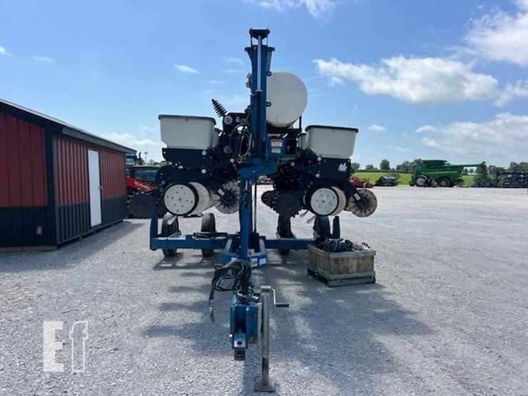 2001-kinze-3500-image-8
