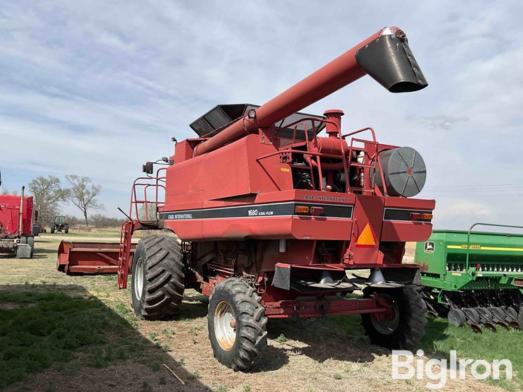1990-case-ih-1680-image-7