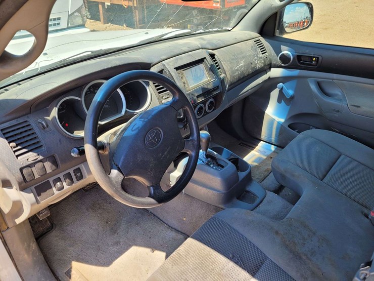 2009-toyota-tacoma-image-7