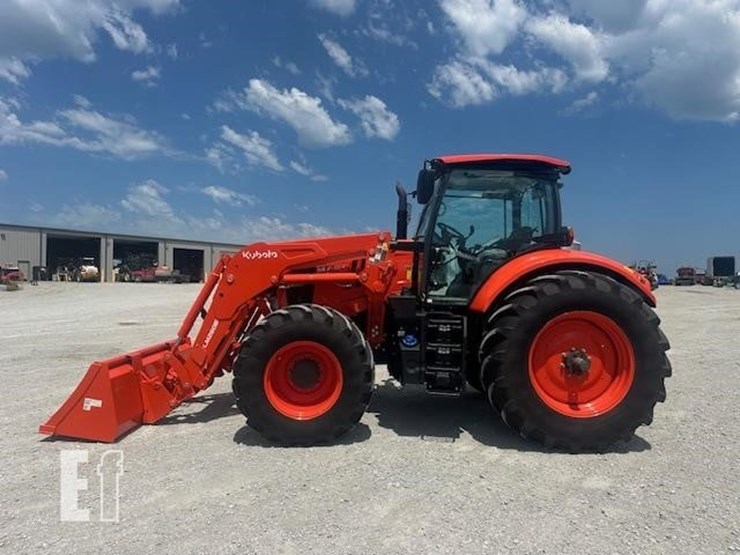 2023-kubota-m7-154-deluxe-image-2