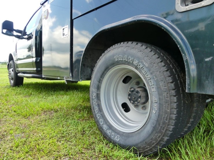 2019-ford-f350-xl-image-5
