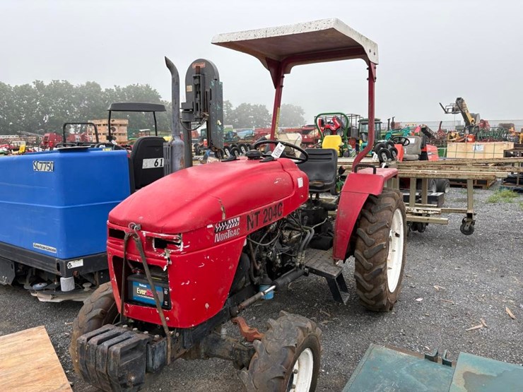 2004-nortrac-nt204c-image-3